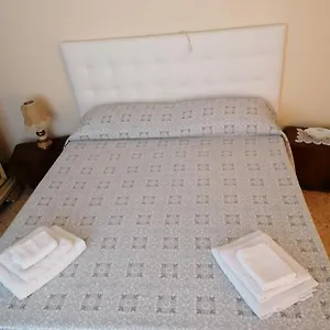 https://casa-gina.hotelitalianriviera.com