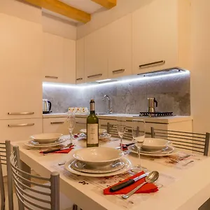 Apartment Bragora 3524 Between San Marco And Biennale, Venice